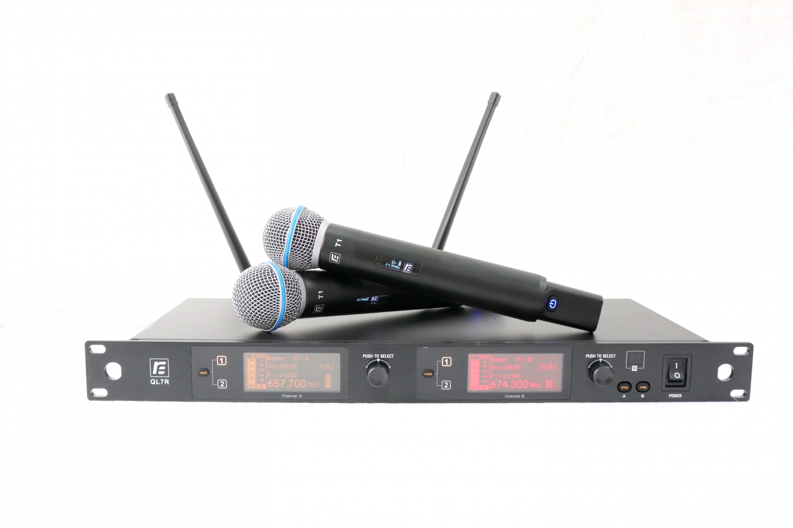 RFIntell QL7R/T1-B 720,500-754,000 МГц 2-канальная радиосистема с 2-мя ручными микрофонами в Великих Луках